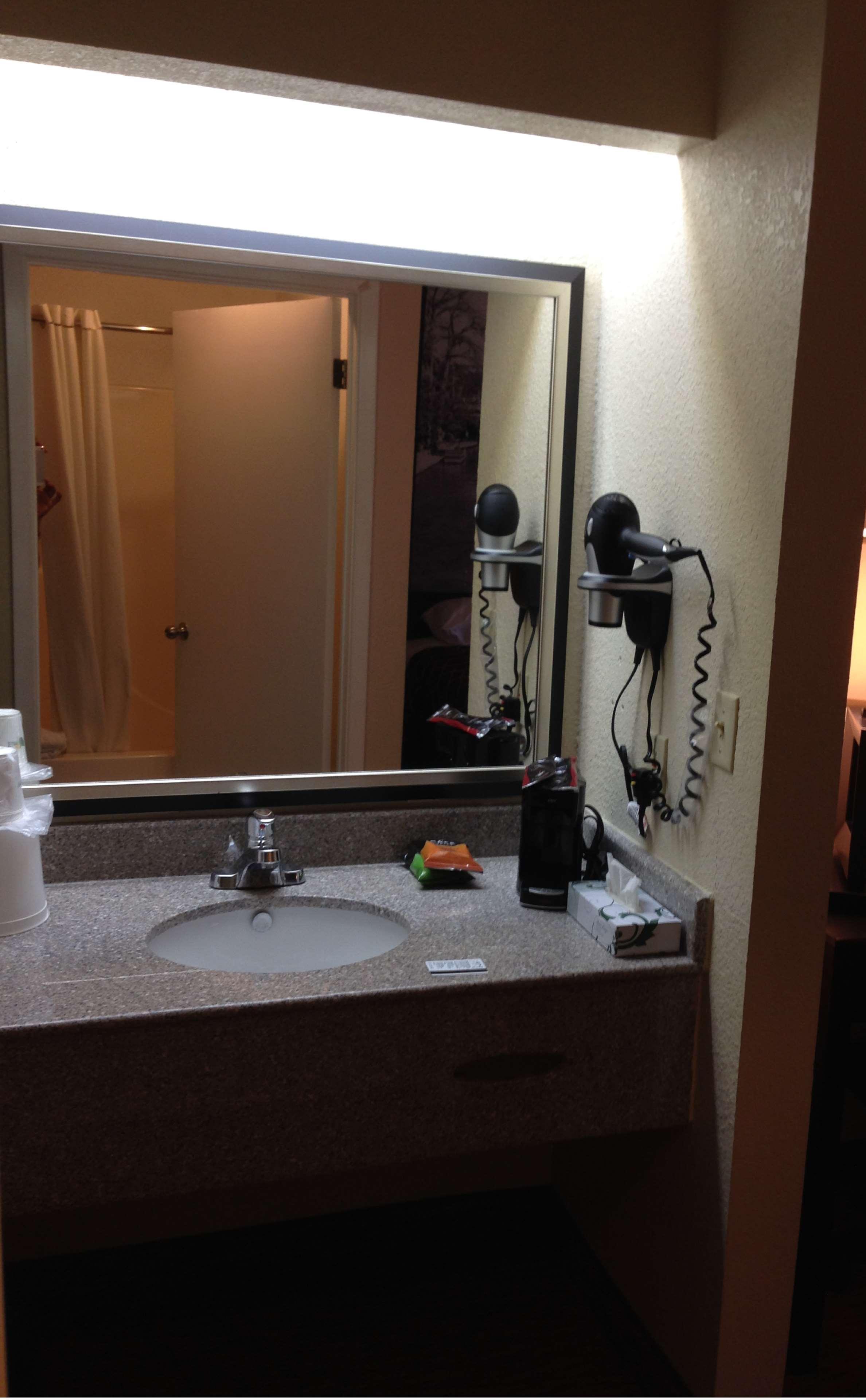 Surestay Plus By Best Western San Antonio Airport Exterior photo