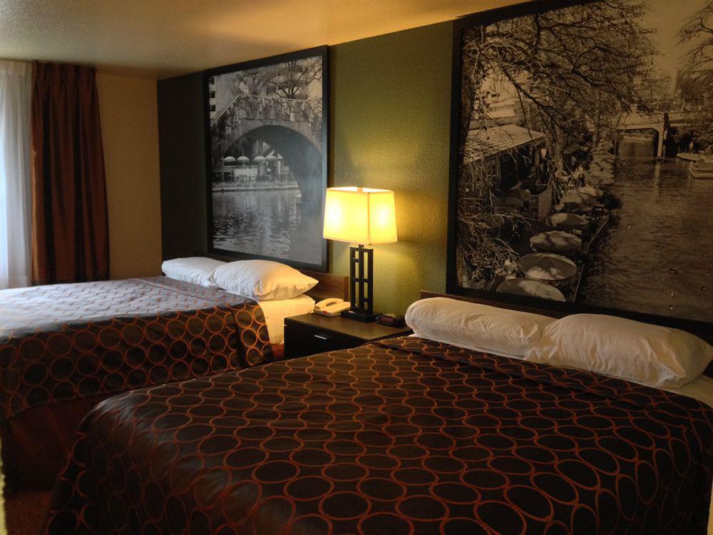 Surestay Plus By Best Western San Antonio Airport Exterior photo